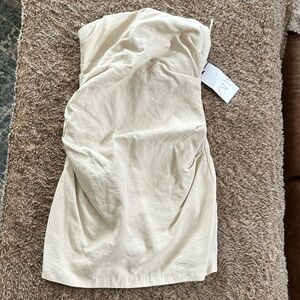 Zara beige strapless mini dress 
NWT 
Size small